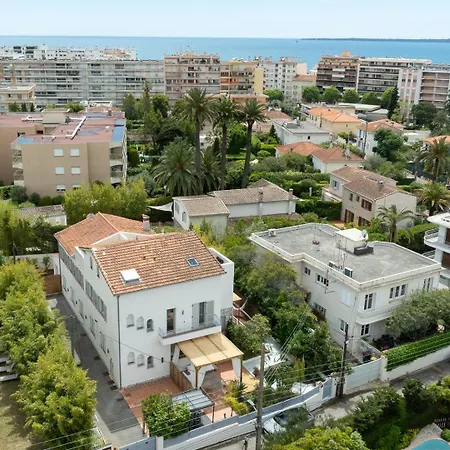 Meuble La Jungle Mandara Beach, Antibes 아파트 *