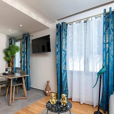 Meuble La Jungle Mandara Beach, Antibes Апартаменты *